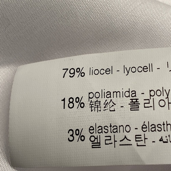 NWT. Zara White Long Blouse with Gold Buttons. Size M. - Picture 10 of 11